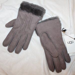 NWT UGG WOMEN'S SUEDE‎ SHEARLING GLOVES GRAY M